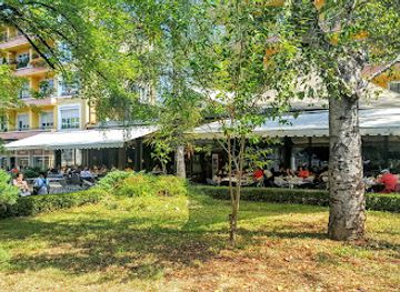 bulgaria/gabrovo/restaurant/zoh-clay-pots