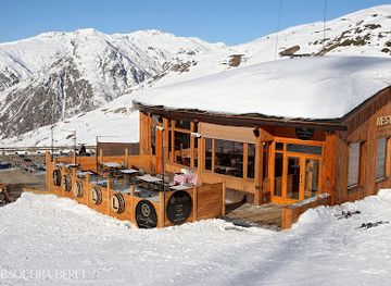 spain/pyrenees-mountains/restaurant/cinco-jotas-grill-baqueira