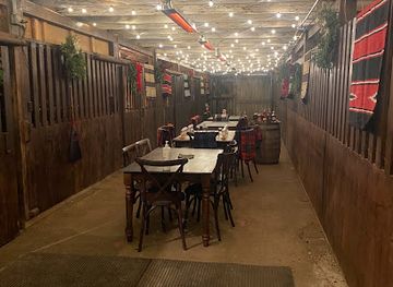 kentucky/outer-bluegrass/restaurant/barn8-on-hermitage-farm