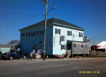 illinois/driftless-area/restaurant/rocks-pour-house