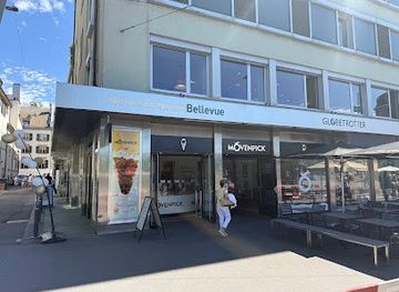 switzerland/zurich/restaurant/movenpick