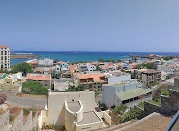 cabo-verde/praia-de-atalaia/restaurant/o-poeta-lounge-food