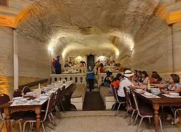 turkiye/cappadocia/avanos/restaurant/uranos-sarikaya