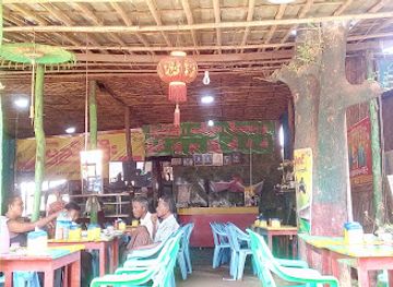 myanmar-burma/magway-region/restaurant/pyi-gyi