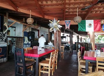 mexico/ixtapa-zihuatanejo/restaurant/camaron-chef