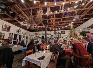 kansas/cross-timbers/restaurant/saltwell-farm-kitchen