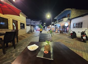 ecuador/puerto-baquerizo-moreno/restaurant/the-seafood-house