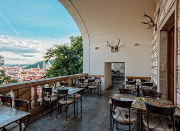 czechia/palava/restaurant/lobkowicz-palace-restaurant-cafe