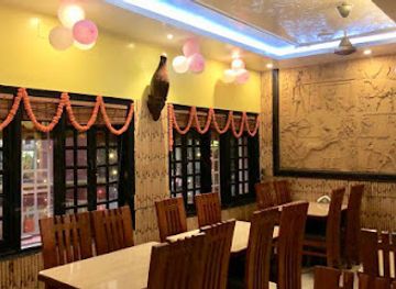 india/varanasi/varanasi-cantt/restaurant/the-king-family-restaurant