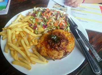 sri-lanka/arugam-bay/restaurant/golden-fish-restaurant