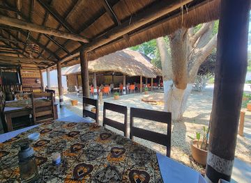 zambia/central-province/restaurant/twapandula