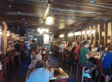 michigan/marquette/restaurant/digs