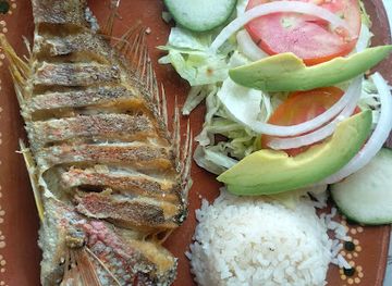 mexico/costa-grande/restaurant/marisqueria-el-crustaceo