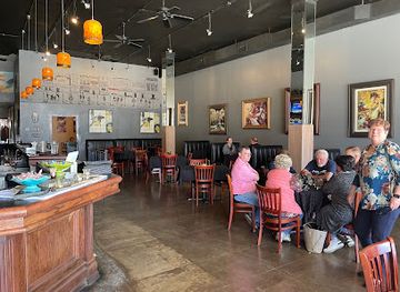 oklahoma/enid/restaurant/on-the-sidewalk-bar-grill