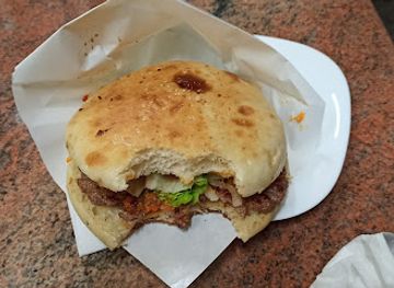 slovenia/nova-gorica/restaurant/okrepcevalnica-burek-gorica-kebir-redzepi-s-p