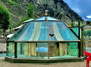 pakistan/kohistan/restaurant/justa-igloo-resort