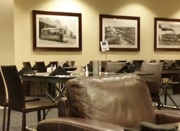 california/san-joaquin-valley/restaurant/delta-bistro-lounge
