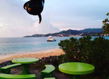grenada/saint-david/restaurant/cummin-up-caribbean-resturant