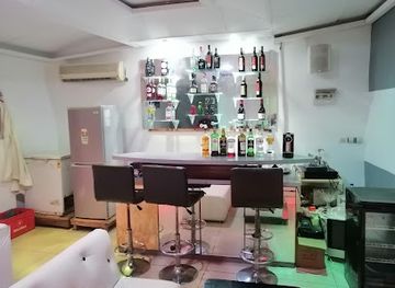 cote-d-ivoire/goh-djiboua/restaurant/restaurant-hotel-hollywood-chez-georges