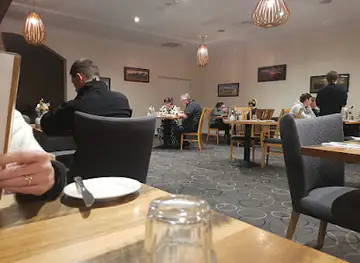 Edge Restaurant & Bar