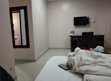 nigeria/kurra-falls/restaurant/silk-suites-restaurant