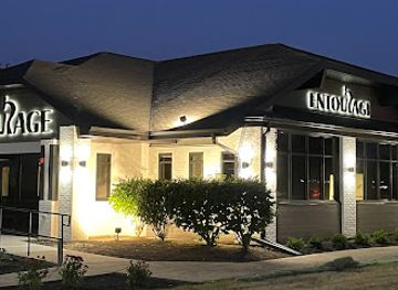 illinois/naperville/restaurant/entourage-naperville