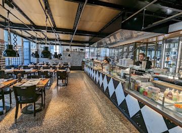 switzerland/zurich/restaurant/august