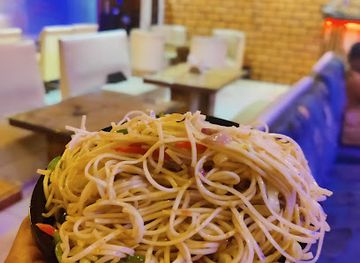 india/agra/khandari/restaurant/what-the-food