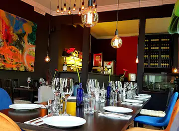 eat/ITALIAN PASTA & WINE BAR