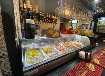 gibraltar/st-michael-s-cave/restaurant/edinburgh-arms-gastro-bar