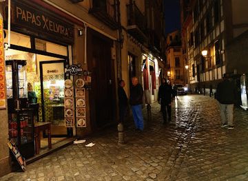 spain/granada/restaurant/papas-elvira