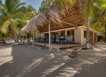 belize/glover-s-reef-atoll/restaurant/chef-rob-s-gourmet-cafe