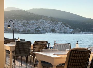 greece/sporades/restaurant/agioli