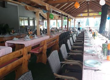 bosnia-and-herzegovina/krajina/restaurant/tri-jelena