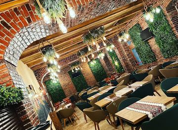 romania/wallachia/restaurant/ursul-carpatin