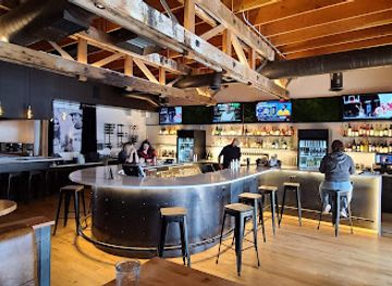 montana/missoula/restaurant/james-bar