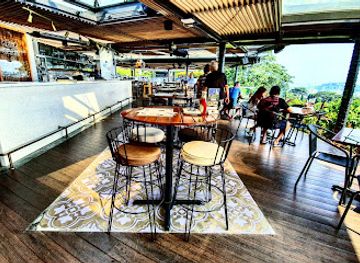 singapore/southern-ridges/restaurant/dusk-restaurant-bar