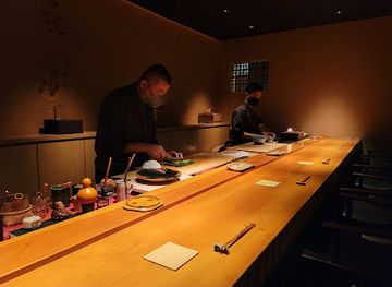 japan/fukuoka/restaurant/sushi-taro