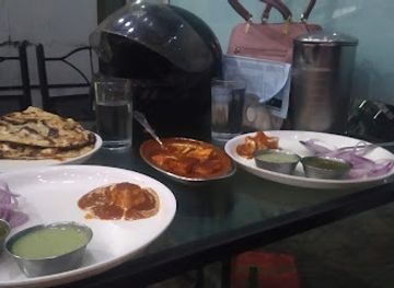 india/kanpur/swaroop-nagar/restaurant/hot-lips