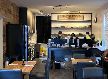 canada/ottawa/restaurant/j-unique-kitchen