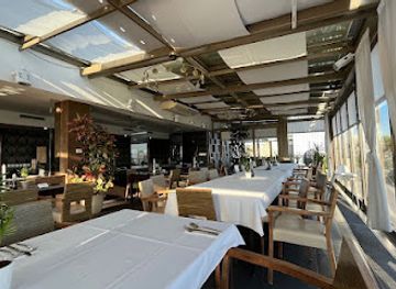 slovakia/bratislava/bratislava-castle-hrad/restaurant/restaurant-parlament