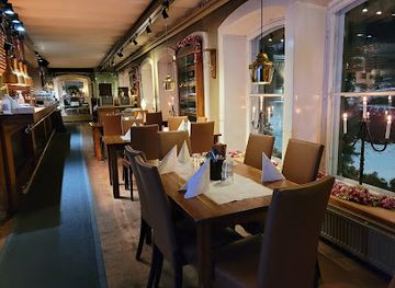 finland/north-ostrobothnia/restaurant/toripolliisi