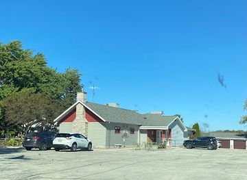 wisconsin/lake-winnebago-region/restaurant/red-cabin-at-green-acres