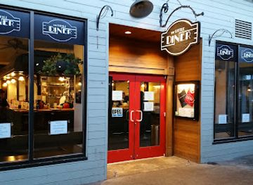 colorado/vail/restaurant/the-little-diner