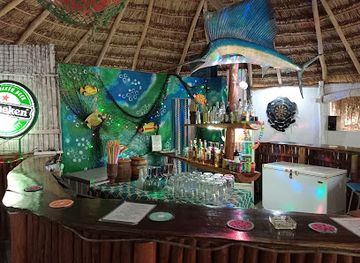 mozambique/bazaruto-archipelago/restaurant/rossha-sea-food-lapa