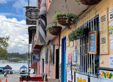 colombia/guatape/restaurant/el-breton