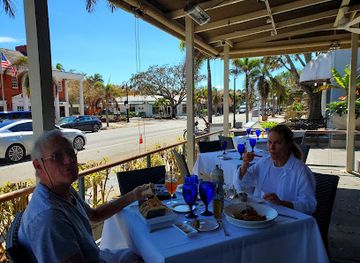 florida/naples-beach/restaurant/sea-salt