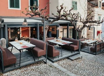 croatia/makarska/restaurant/restaurant-point