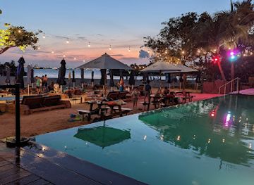 singapore/sentosa/palawan-beach/restaurant/foc-by-the-beach