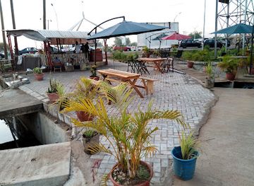 cameroon/adamawa/restaurant/babz-lounge